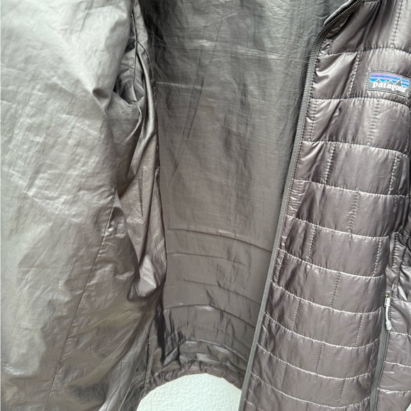 Patagonia Men's Nano Puff Jacket, Size Large - Picture 6 of 8